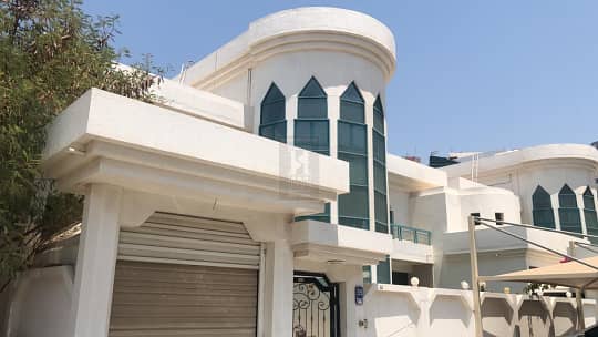 Ready huge 5BR villa inside Abu Dhabi City