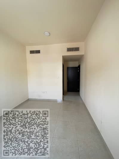 شقة 2 غرفة نوم للايجار في الجرف، عجمان - IMG-20250901-WA0103. jpg