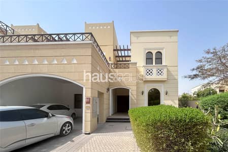 4 Bedroom Villa for Rent in Mudon, Dubai - Huge Corner Unit| Great Location |Bright +Spacious