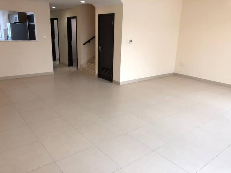 3 BHK VILLA WITH MAID ROOM FOR RENT IN WARSAN VILLAGE