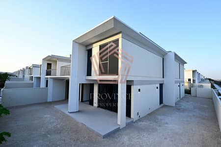 5 Bedroom Villa for Sale in Tilal Al Ghaf, Dubai - 0001. jpg