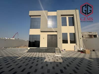 فیلا 4 غرف نوم للايجار في العوير، دبي - IMG-20250130-WA0074. jpg