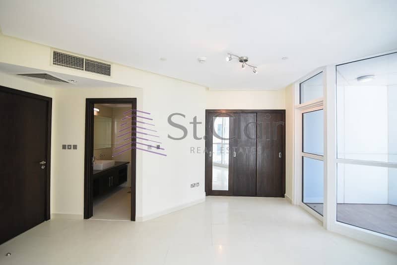 Spacious 3 Beds  + Maids | Full Sea View