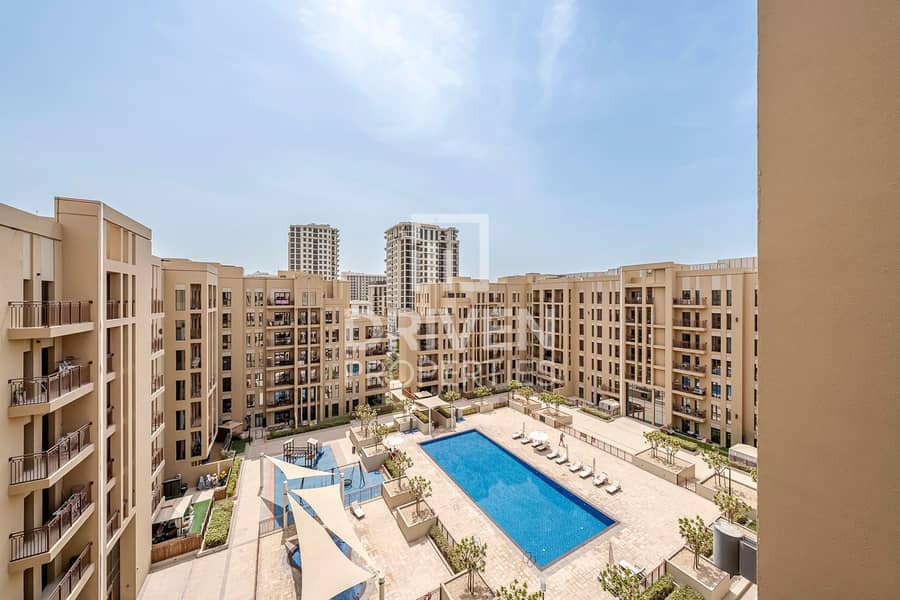 Amazing Pool View | Mid Floor | Vacant on Transfer