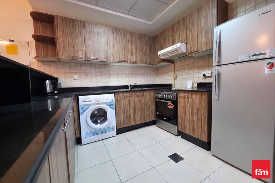 Renovated | Burj Khalifa View | Furnished | Vacant - Image 11