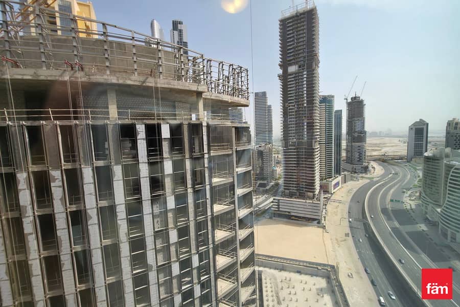 Renovated | Burj Khalifa View | Furnished | Vacant - Image 21