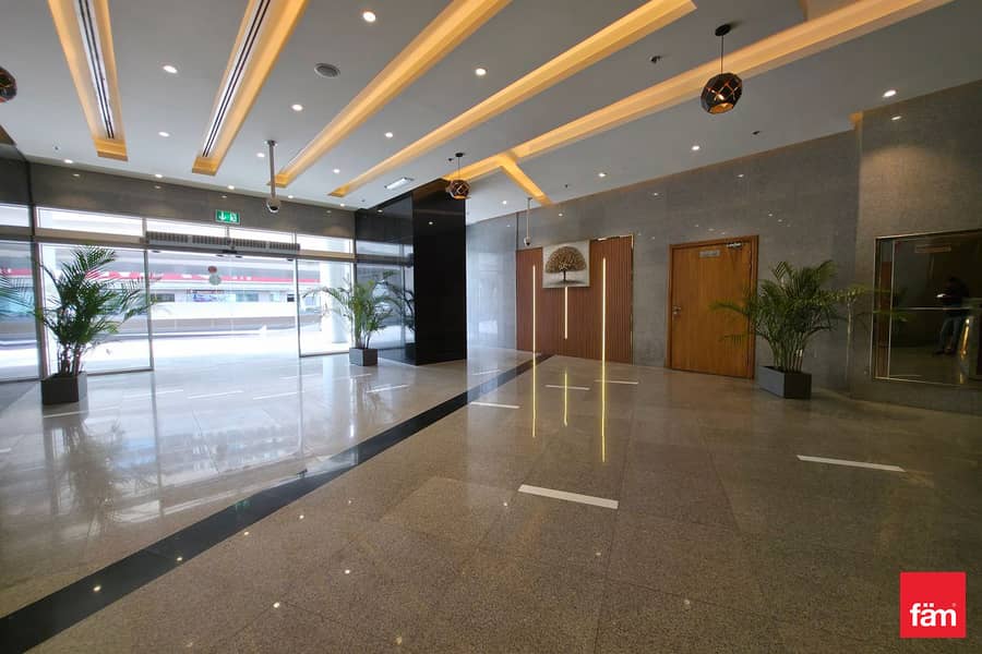 Renovated | Burj Khalifa View | Furnished | Vacant - Image 24