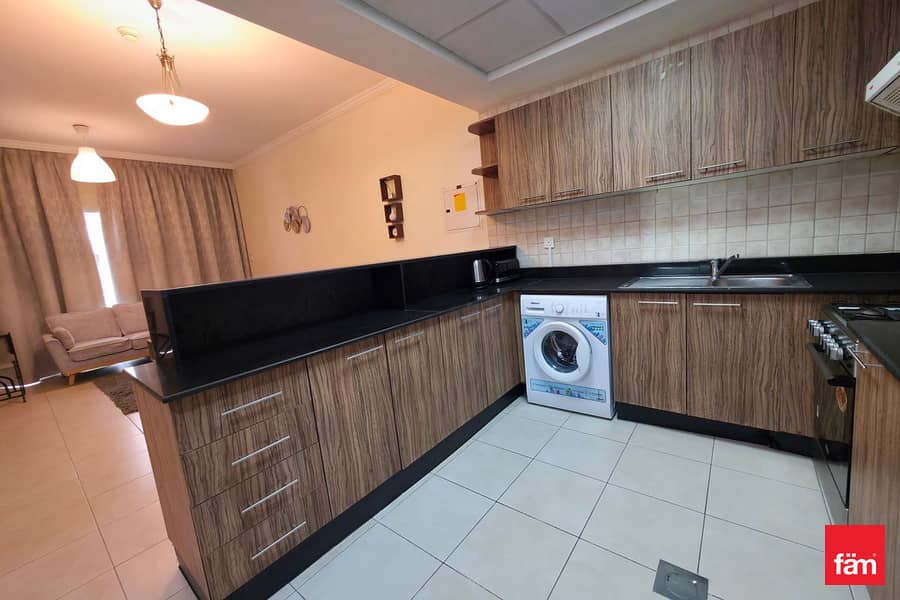 Renovated | Burj Khalifa View | Furnished | Vacant - Image 12