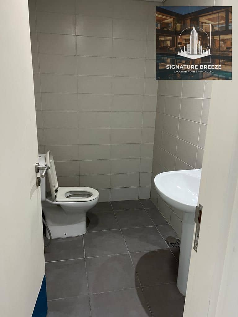 brand new bachelors studio available in karama