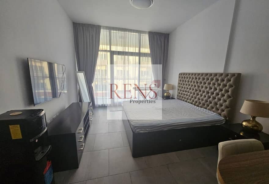 Private Balcony | Spacious Layout | Beautiful View - Image 7