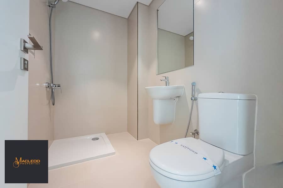 Vacant Soon/ Full Khalifa View/ Spacious Layout