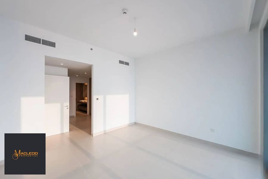 Vacant Soon/ Full Khalifa View/ Spacious Layout - Image 12