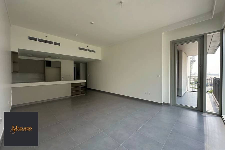 4 Apartment-Creek-Gate-Tower-1-96905-1719658895174-Photoroom. png