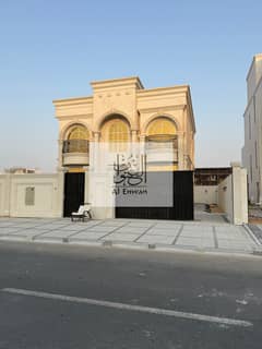 للبيع فيلا في حوشي بتشطيبات راقية