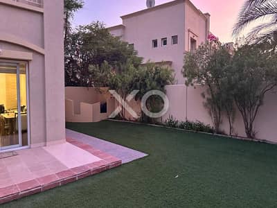 فیلا 3 غرف نوم للايجار في الينابيع، دبي - فیلا في الينابيع 5،الينابيع 3 غرف 255000 درهم - 12680866