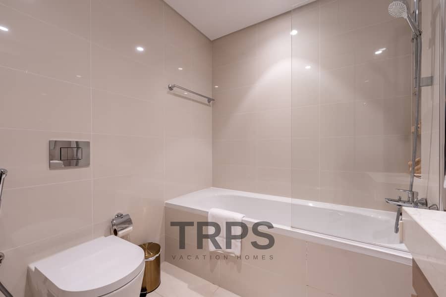 26 Emaar Beach Isle 2 - 208-22. jpg