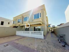 فیلا في مردف سيتي سنتر،مردف 5 غرف 250000 درهم - 12680951