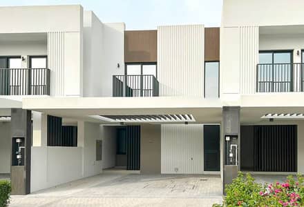 3 Bedroom Villa for Rent in Dubai South, Dubai - Brand New | 3BR + Maid’s | Prime Location