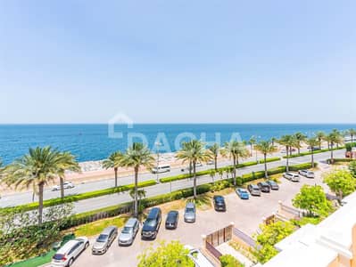 2 Bedroom Apartment for Sale in Palm Jumeirah, Dubai - Amazing View | Motivated Seller | Great Investment