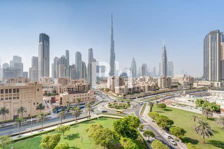2 Bedroom Apartment for Sale in Downtown Dubai, Dubai - Largest Layout | Upgraded | Burj & Park View