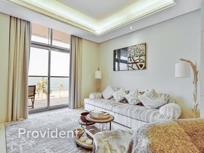 2 Bedroom Flat for Sale in Palm Jumeirah, Dubai - Refined Coastal Living | High-End 2BR