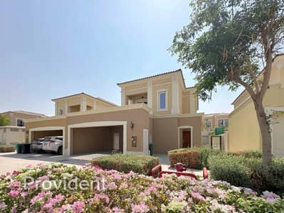 3 Bedroom Villa for Sale in Dubailand, Dubai - Exclusive | Huge Plot | Vacant | Well-Maintained