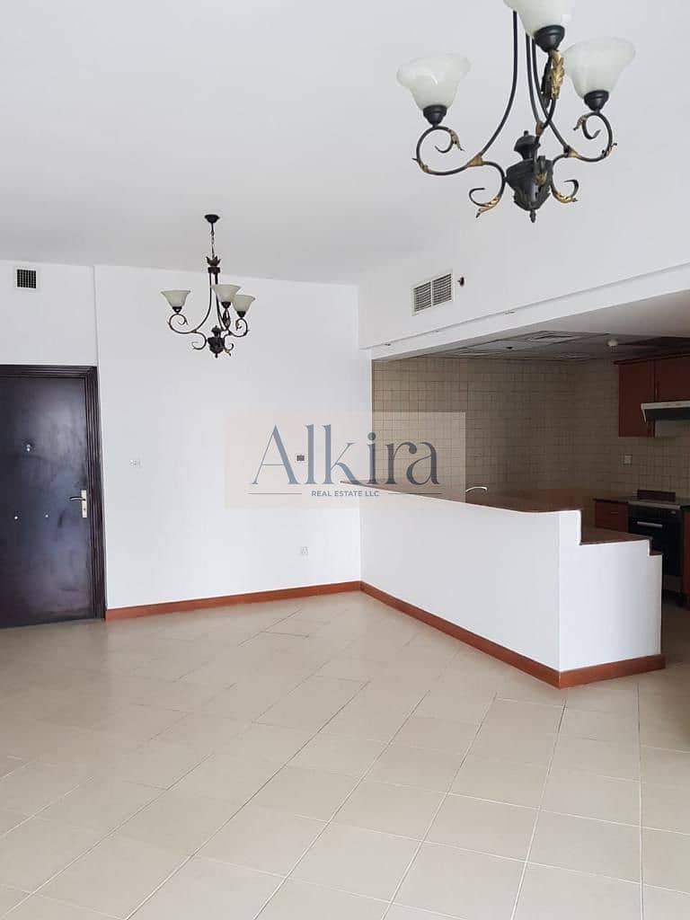 5 d6bd9448-12a7-44df-b767-962ddb4ab885. jpg