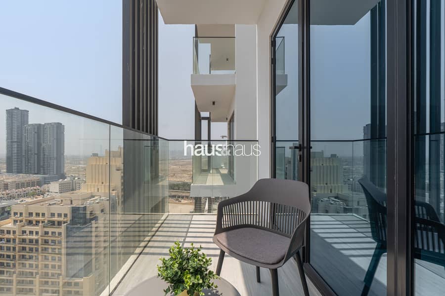 Newly Furnished | Near Circle Mall | Elegant - Image 15