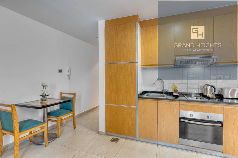 6 Kitchen