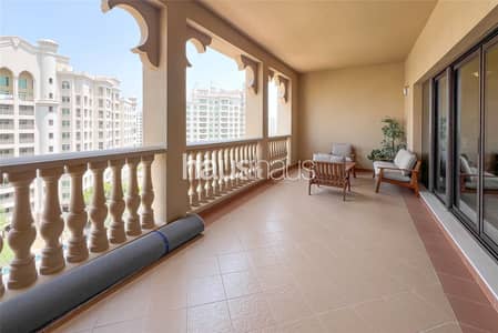 3 Bedroom Apartment for Rent in Palm Jumeirah, Dubai - Unfurnished | Mid October | 3 Parking Spaces