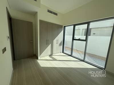 4 Bedroom Villa for Rent in DAMAC Hills, Dubai - Park View/Direct Access to Park /Brand New/Corner