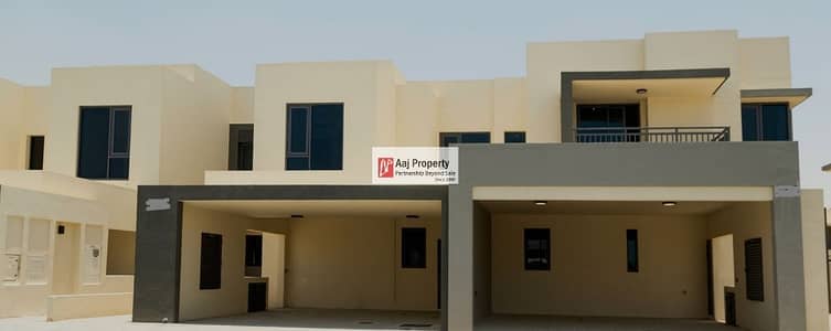 Type 2M, Brand New 3 BD Townhouse Single ROW Cheapest Villa in Market. Type 2M, Brand New 3 BD Townhouse Single ROW Cheapest Villa in Market.