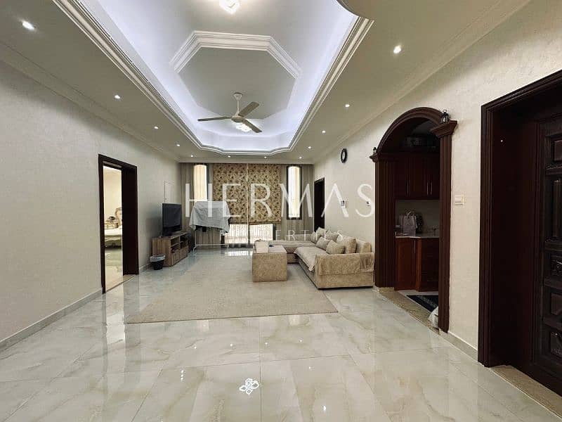 5 BR+Maid l Fully Upgraded Furnished l Huge Independent Villa