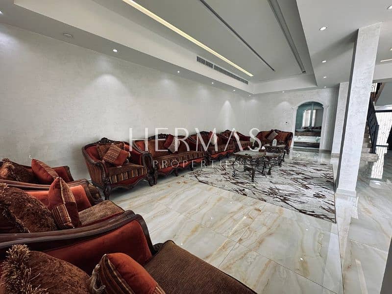 5 BR+Maid l Fully Upgraded Furnished l Huge Independent Villa - Image 6