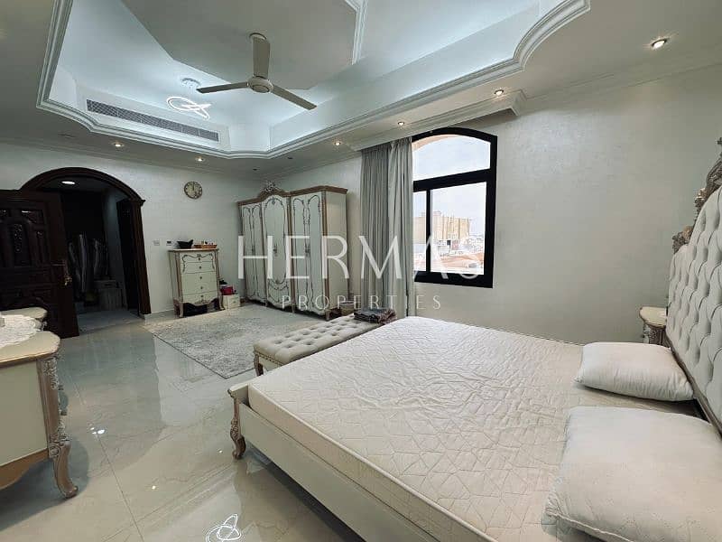 5 BR+Maid l Fully Upgraded Furnished l Huge Independent Villa - Image 11