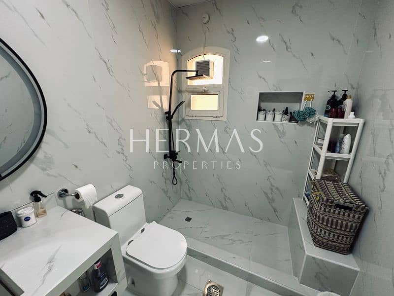 5 BR+Maid l Fully Upgraded Furnished l Huge Independent Villa - Image 28