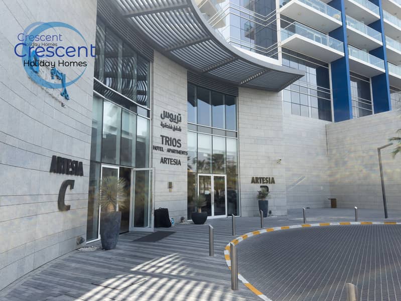 Stylish Studio | Damac Hills |Furnished & Prime Location - Image 6