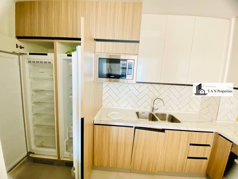 Spacious 2BR + Storage | | Elegant Layout | | Kitchen Appliances | | Only Family - Image 32