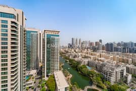 Panoramic View | Generously Sized | VOT