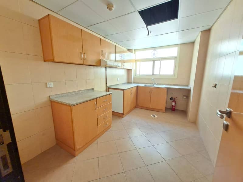 10 1000048032. jpg