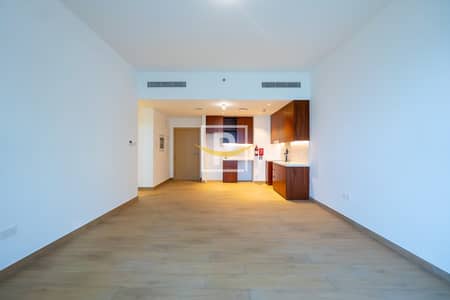 1 Bedroom Apartment for Rent in Jumeirah, Dubai - La Sirene 1BR Sea View Unfurnished Rent Now /sarvip