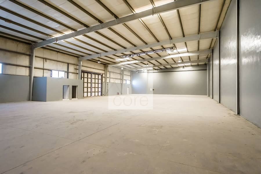 Fitted Warehouse | Parking | Freezone Fitted Warehouse | Parking | Freezone