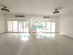 تاون هاوس في بيتي،قرية الحمراء 4 غرف 160000 درهم - 12365841