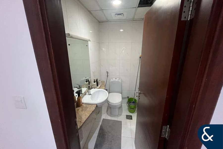 Priced to sell | Low floor | Huge Terrace - Image 8