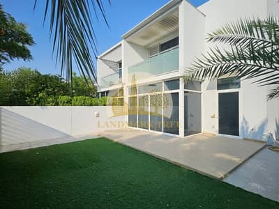 4 Bedroom Townhouse for Sale in Mudon, Dubai - 6de03a5e-19e7-415a-8892-eb6a2baa5132. jpg