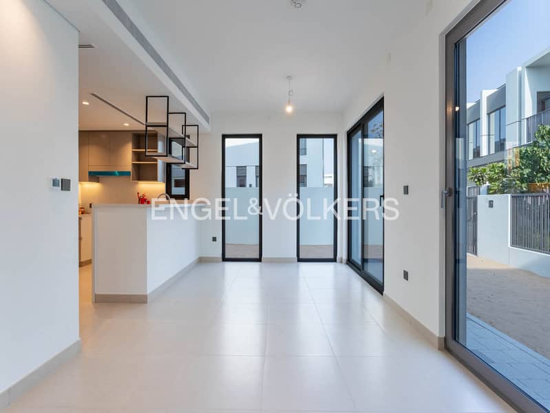 Internal Location | Near Amenities | Brand New - Image 6