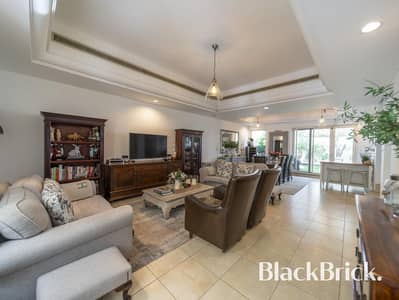 4 Bedroom Townhouse for Rent in Dubai Sports City, Dubai - Exclusive well Maintained townhouse in Oliva