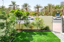 تاون هاوس في فلل سجنتشر XIV،الضاحية 14،قرية جميرا الدائرية 4 غرف 220000 درهم - 12692060