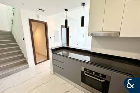 4 Bedroom Villa for Rent in Mohammed Bin Rashid City, Dubai - Single Row | Burj Views | Brand New