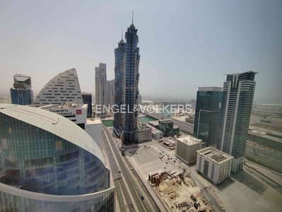 Office for Rent in Business Bay, Dubai - Vacant > Fully Fitted >Near Metro > Bright Office